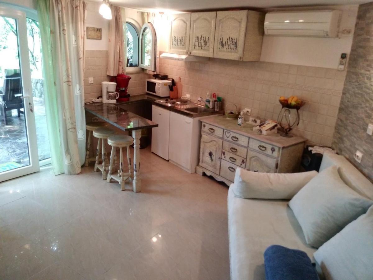 Studio Apartman Lavanda 마툴지 외부 사진